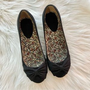 Cute black wedge shoes